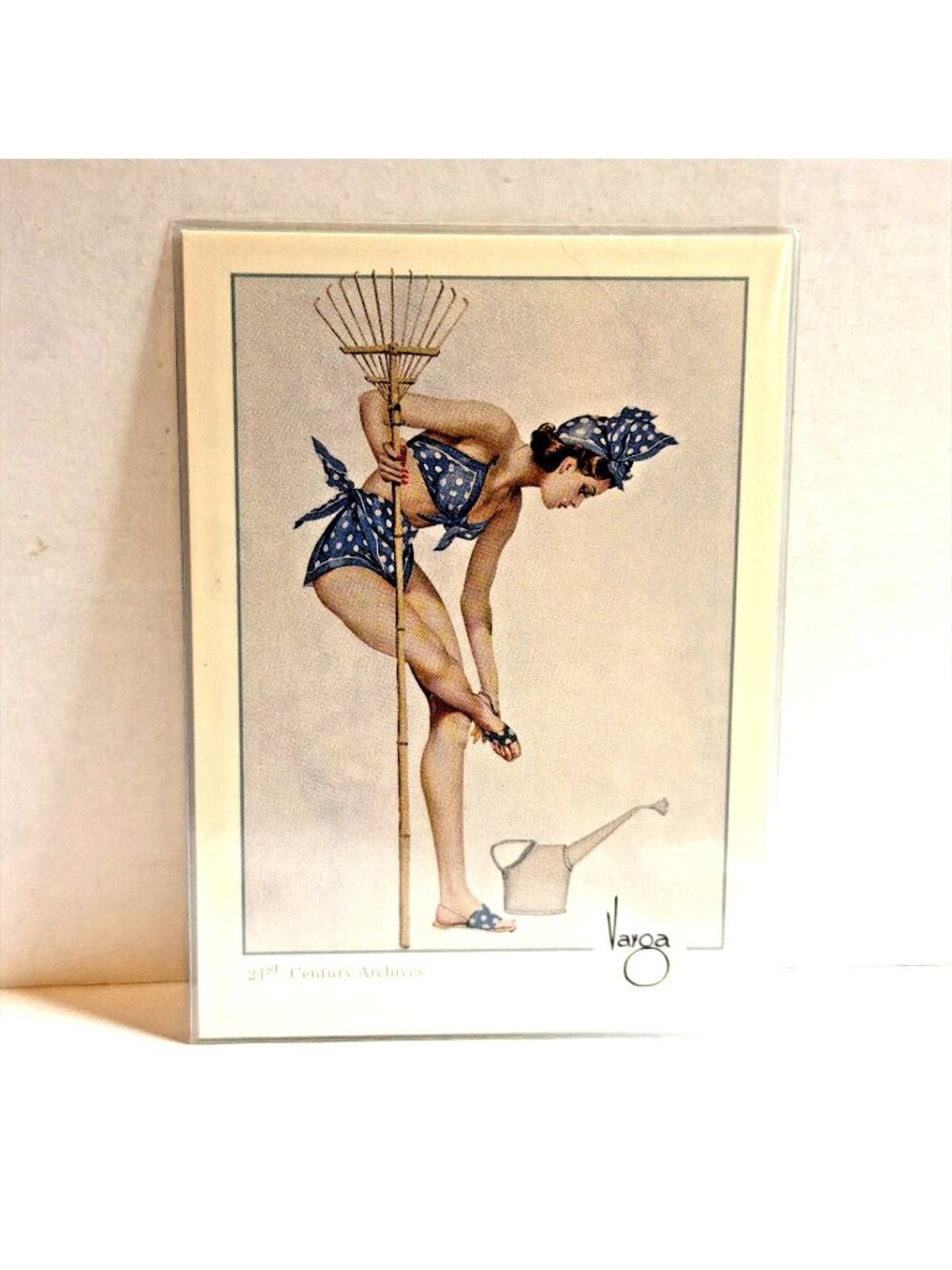 1992 Vargas Girl Pinup Art Trading Card The Garden Lady Calendar 5 May 1941 VTG